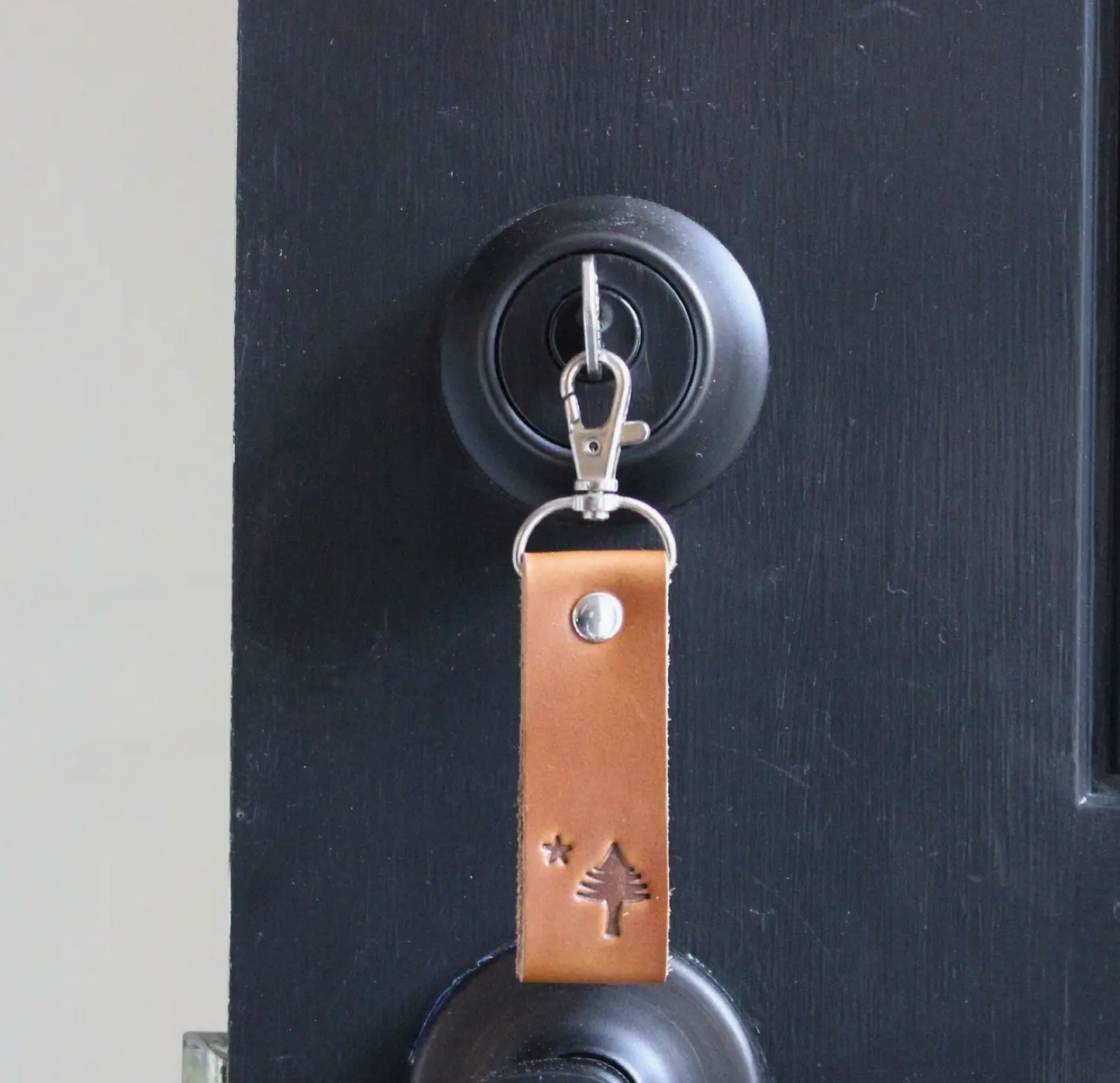 Maine Flag Leather Keychain